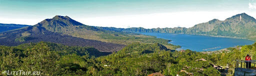 Водопад Гит-Гит и вид на вулкан Батур.