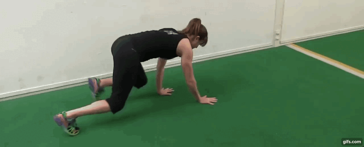 "Кошачья походка" - укрепляет ноги и подтягивает ягодицы