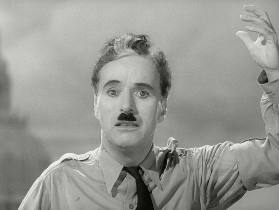 Вы знали, что Чаплин и фюрер родились в один год с разницей в четыре дня? 