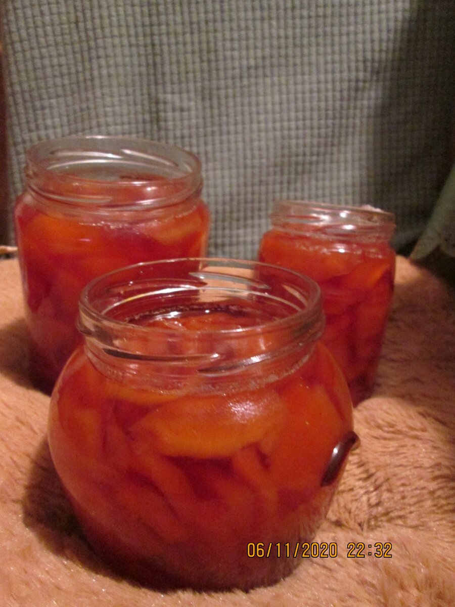 И уютно стоит на подушечке из Фикса)))