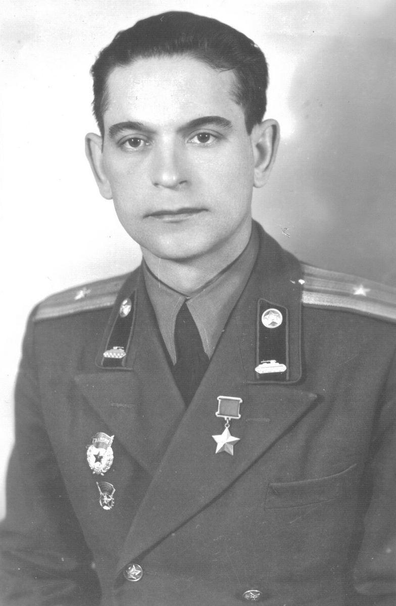 Михаил Иванович Мясников, источник http://www.warheroes.ru/hero/hero.asp?Hero_id=5751