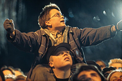 Кадр из фильма "Великан". США. 1998 год. Реж. Питер Челсом