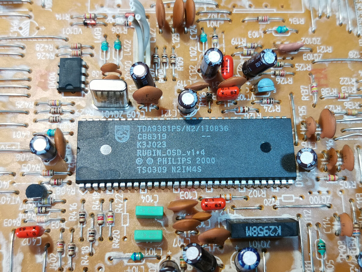 Процессор tda9554ps/n1/1i0674. Питание процессора ТВ приставки. Схема телевизора Рубин 55м10-1. Ремонт телевизора рубин