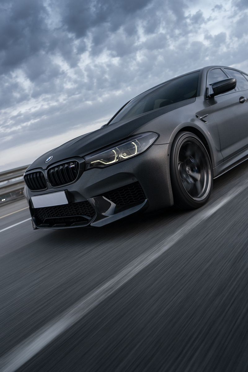 BMW 540i в полном M5 виде