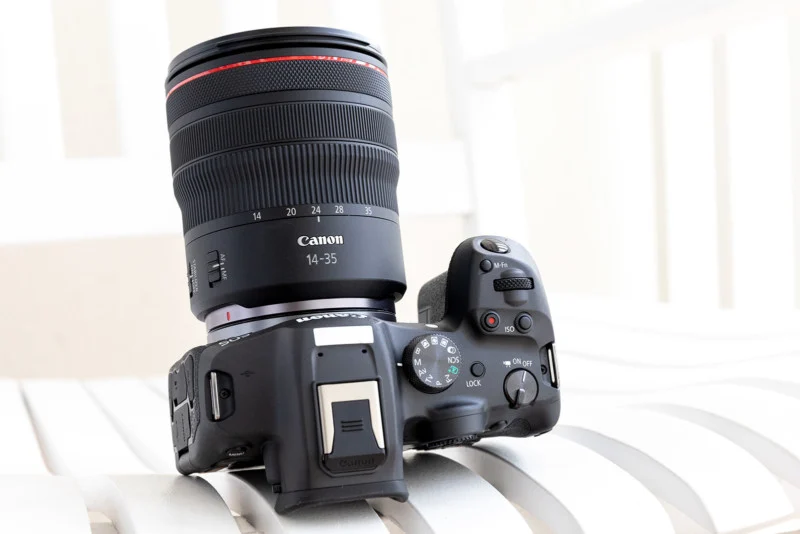Общий вид Canon EOS R7