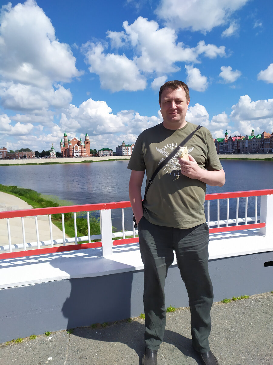 А у Саши было прикольное прямоугольное мороженое 😁