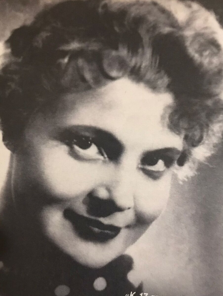 Фотопортрет татьяны Дорониной, 1950-е гг