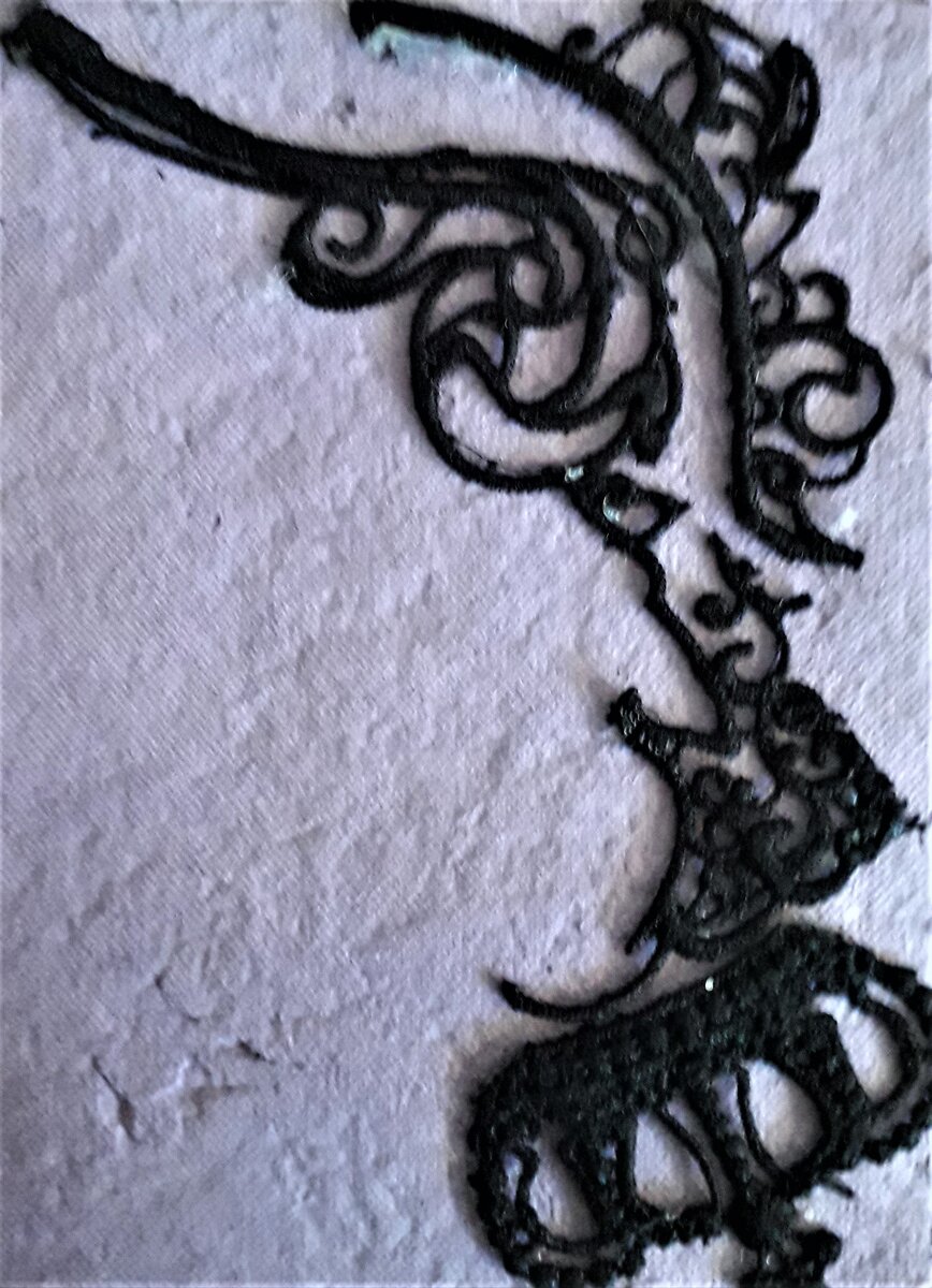 Фото автора. Подставка, выполненная волонтерами ТвГУ. Продукт переработки макулатуры