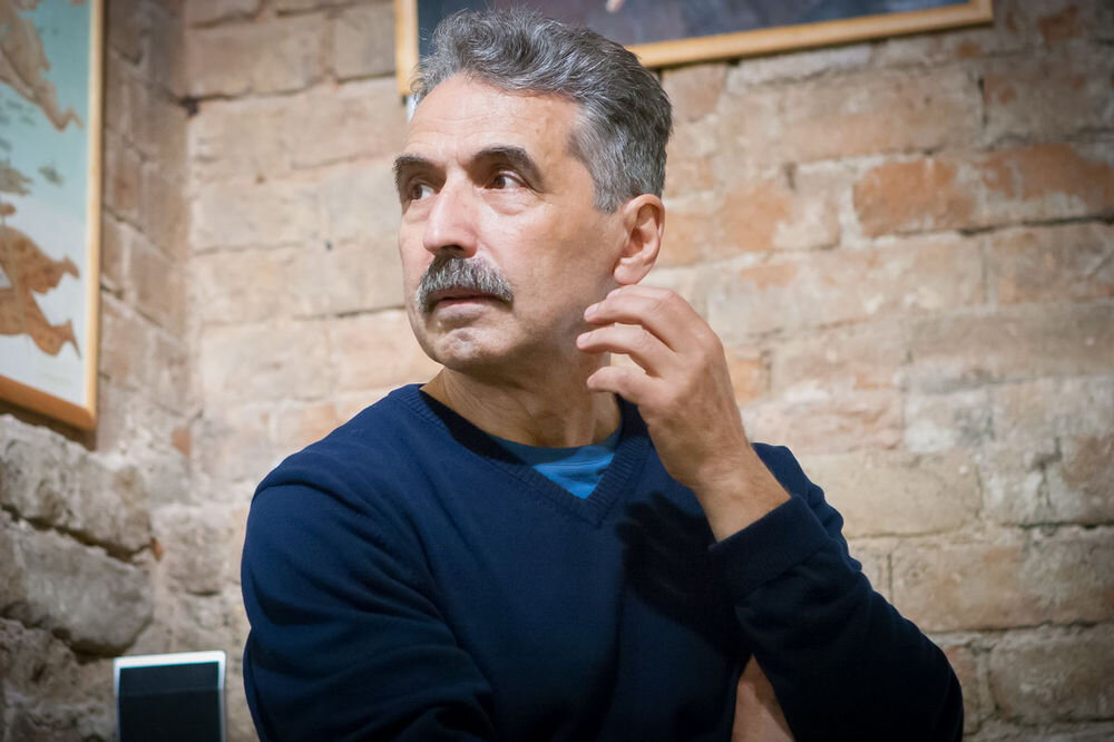 Хондкарян Сурен 67х59  1987 г
#Хондкарян Сурен
#евгенийройзман
#выбралдорогунесворачивай 
#евгенийройзман
#выбралдорогунесворачивай Хондкарян Сурен хкм 1987 г 
#Хондкарян...-3