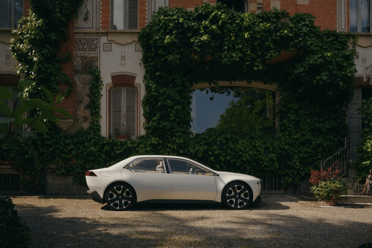   Электрический седан Vision Neue Klasse / © BMW