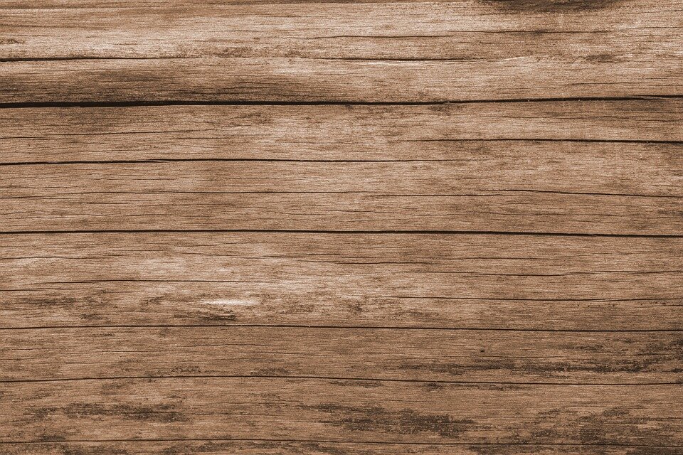 https://pixabay.com/photos/wood-board-structure-boards-grain-591631/