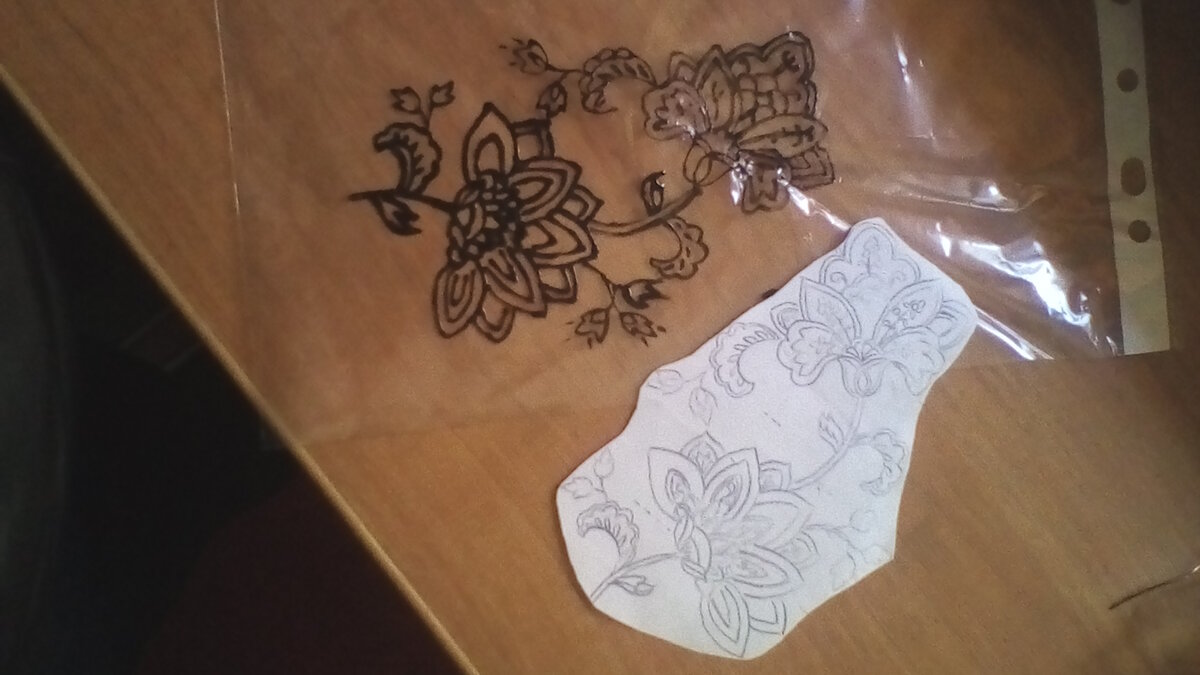 У меня получилось вот так. Мелкие детали прорисовать не удалось, да и без них неплохо вышло