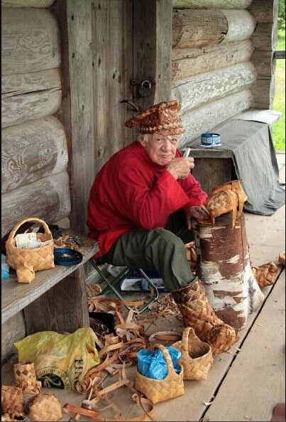 Самый уважаемый человек в районе.