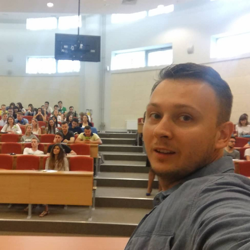 На лекции в МГУ