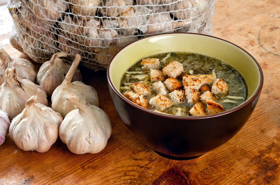 Чесночный суп — чешский суп чеснечка, рецепт с фото на ремонты-бмв.рф