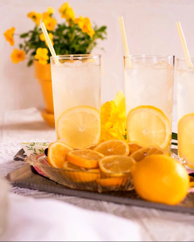 Лимонный напиток помог с зубным камнем