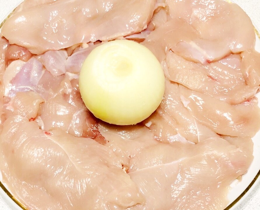 Грудка индейки,  нарезанная  дольками для супа