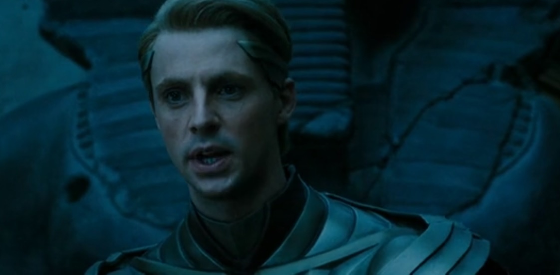 Пожертвовать тысячами, чтобы спасти миллиарды (Озимандия, самый умный человек на Земле)
кадр из фильма "Хранители", 2009 г.