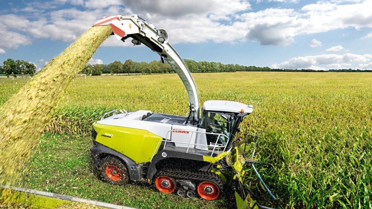 machineoftheyear.de Claas Jaguar 900 