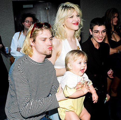 Курт, его жена Кортни и дочка Бин.