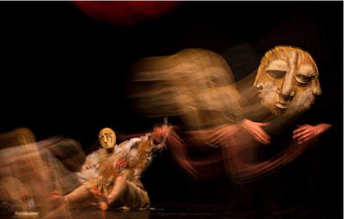 Спектакль "Крылатый". Фото: Сурен Манвелян