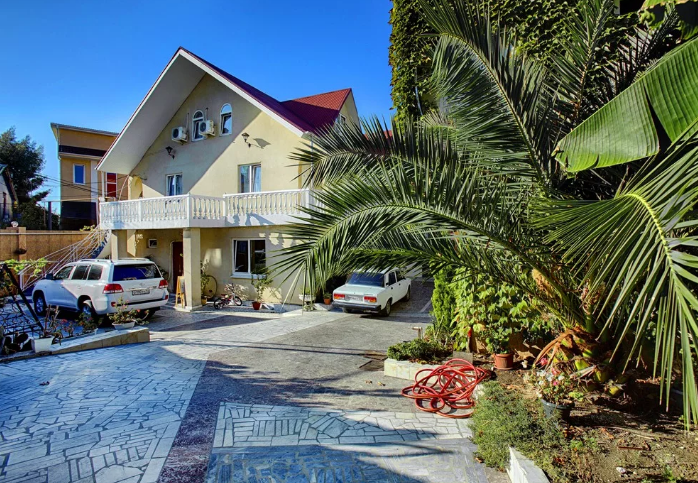 Фотография взята из источника  paks.ru