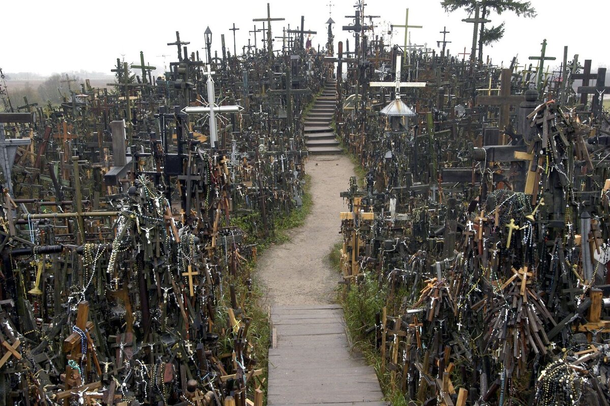 Гора Крестов в Литве