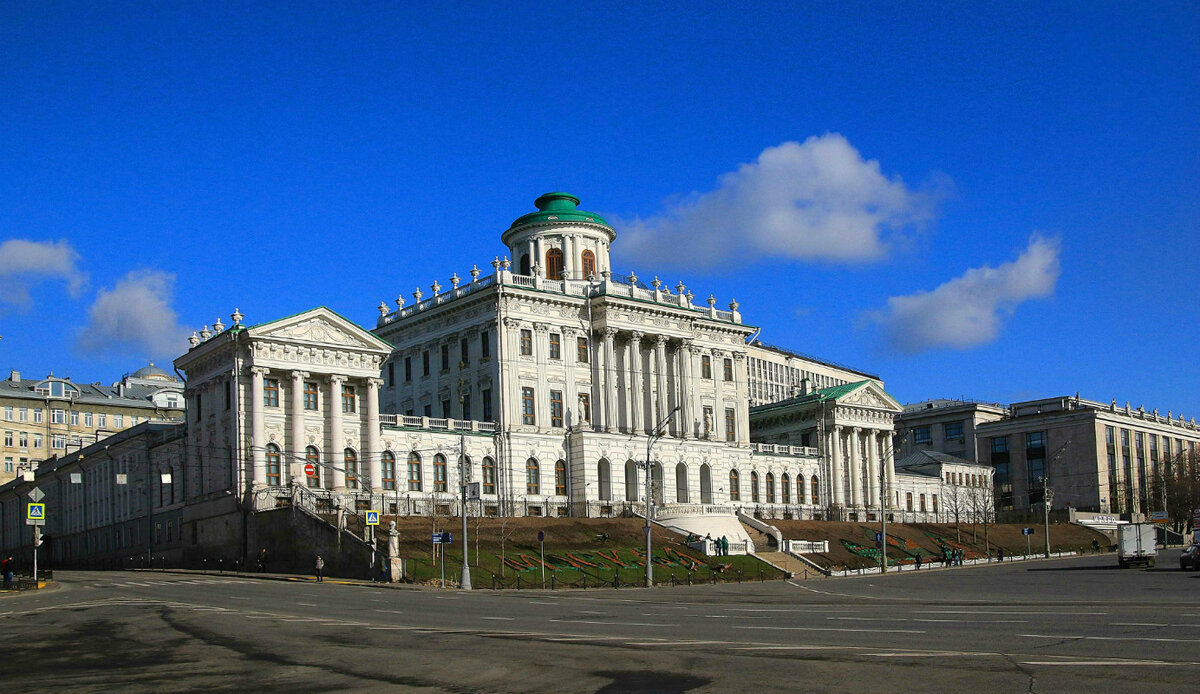 баженов дом пашкова в москве. москва. баженов дом пашкова в москве. дворец-усадьба пашкова. и.