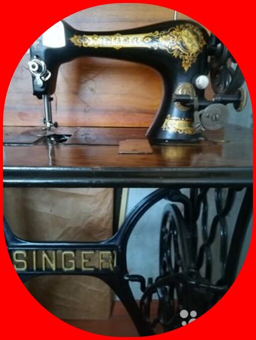 Швейна машинка Зингер с ножным приводом
