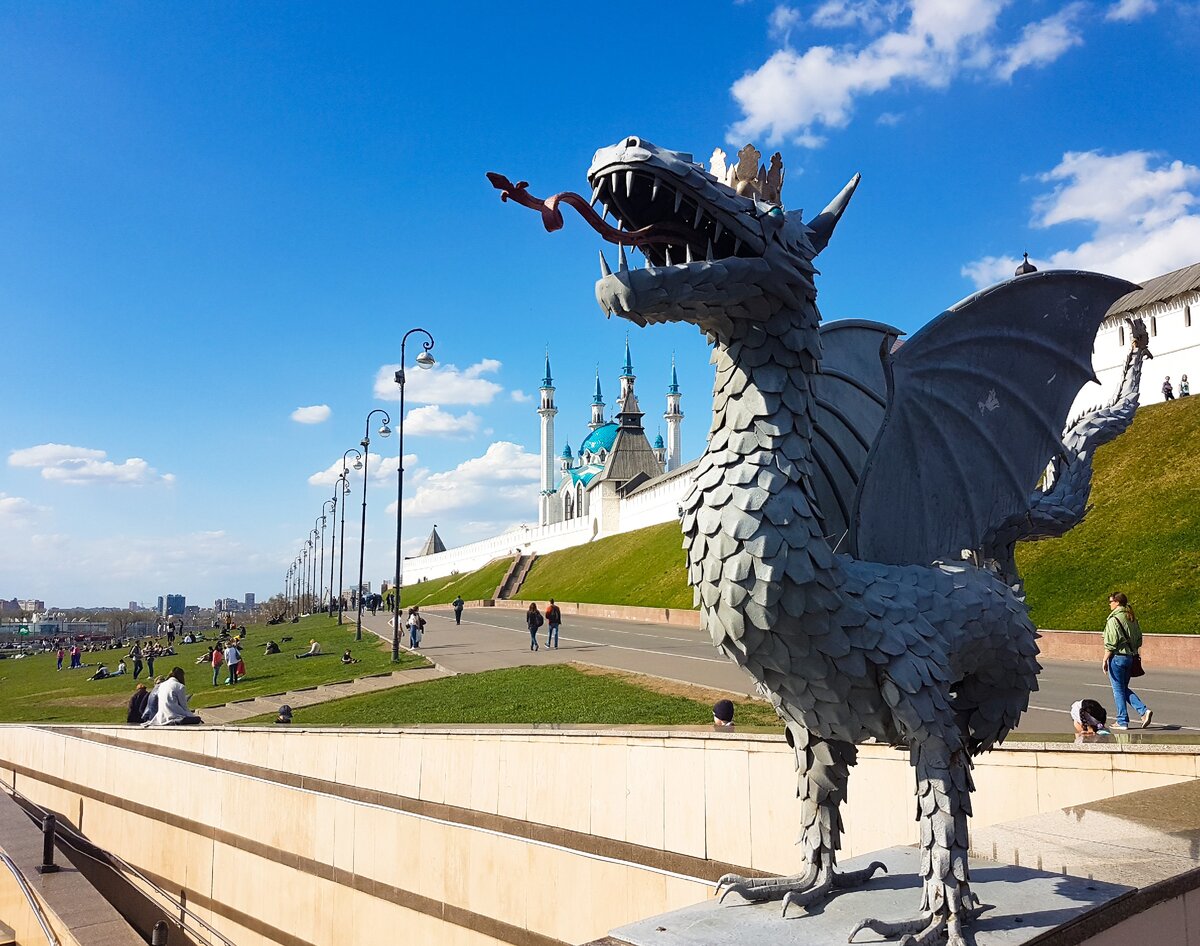 Памятник Зиланту ©НЕтюлений отдых