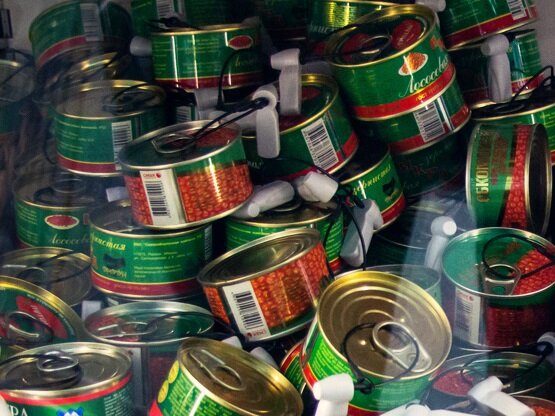 В Твери перед Новым годом советуют покупать икру и алкоголь впрок