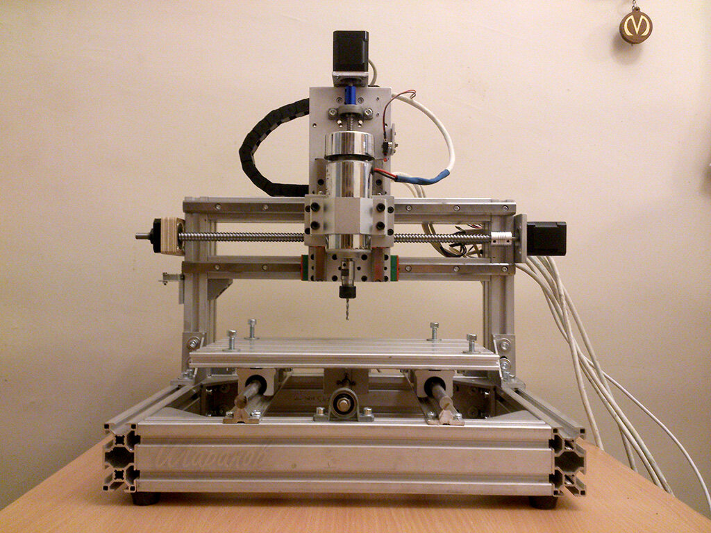 Маленький, но сильный ЧПУ-фрезер своими руками | Шарапов | Дзен