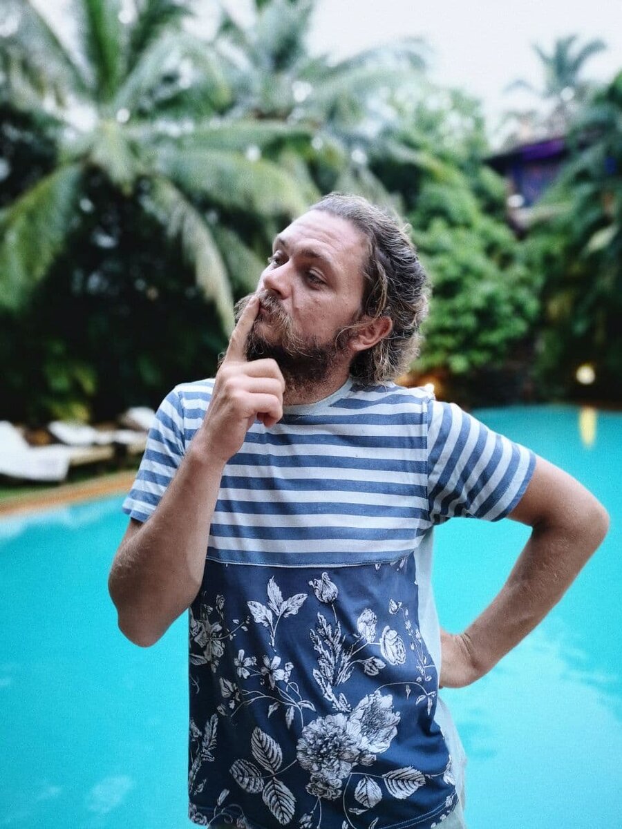 В вами на связи я, Олег Штарк