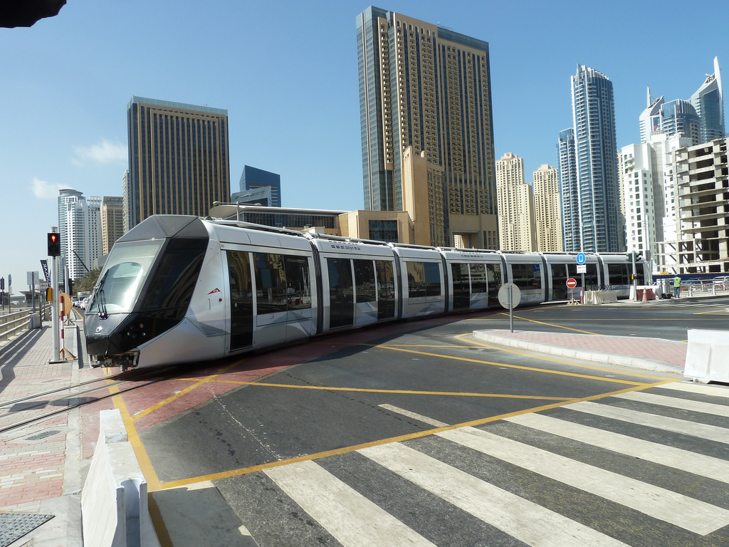 Дубай ЛРТ. Монорельс Дубай. Метро и трамваи в Дубае. Как купить в метро дубай