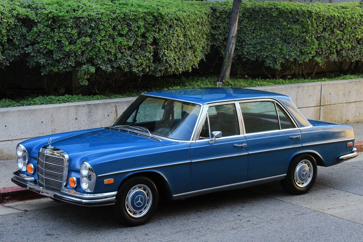 Mercedes Benz 300 sel