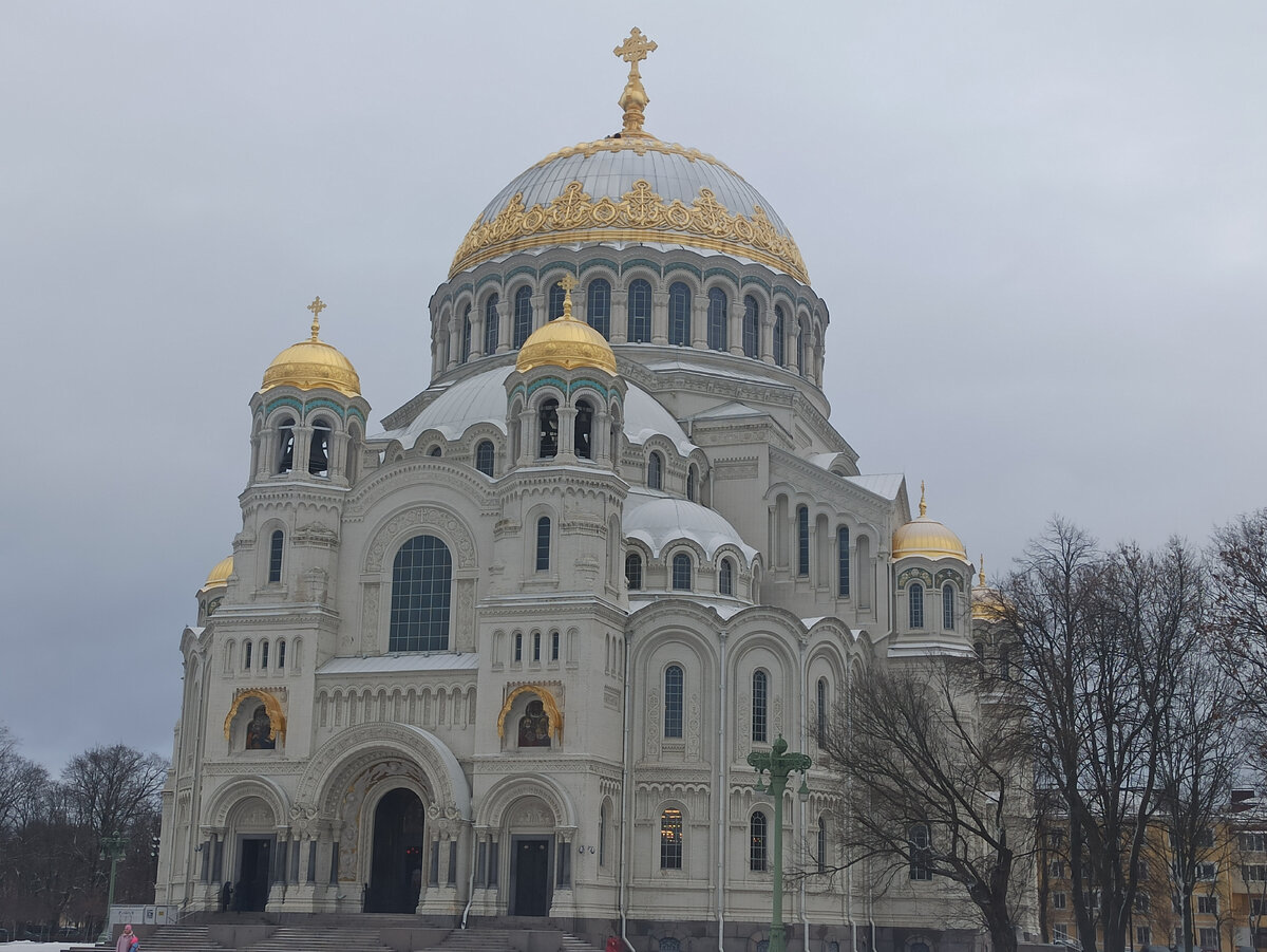 Морской собор Николая Чудотворца в Кронштадте.