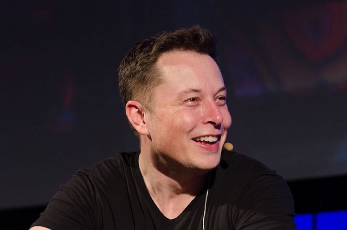    Илон Маск заявил, что покупает футбольный клуб «Манчестер Юнайтед»