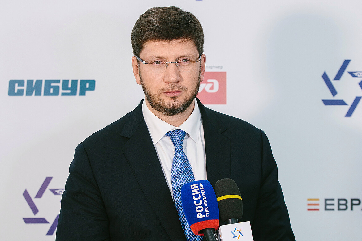 ​Александр Ломакин: «Стройка является мощным драйвером российской экономики, поэтому поддержка стройкомплекса – одна из приоритетных задач государства». Фото: пресс-служба Минстроя России