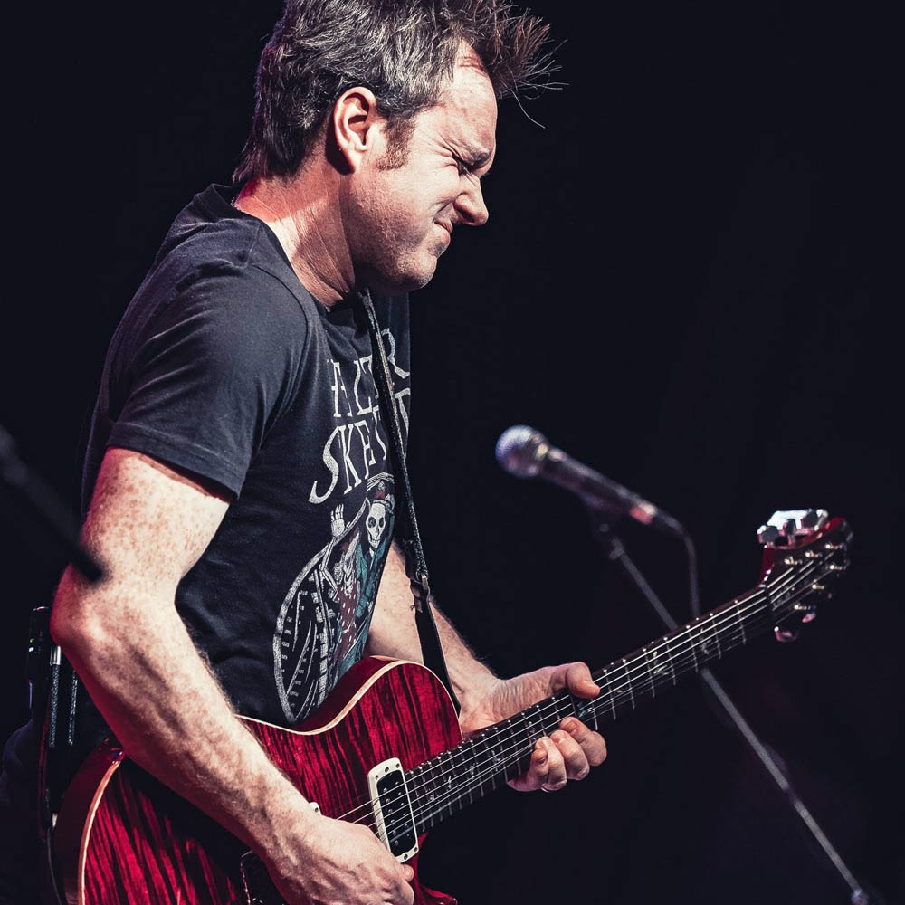 Саймон макбрайд. Саймон макбрайд. Саймон макбрайд. Steve morse band. Саймон макбрайд гитарист.