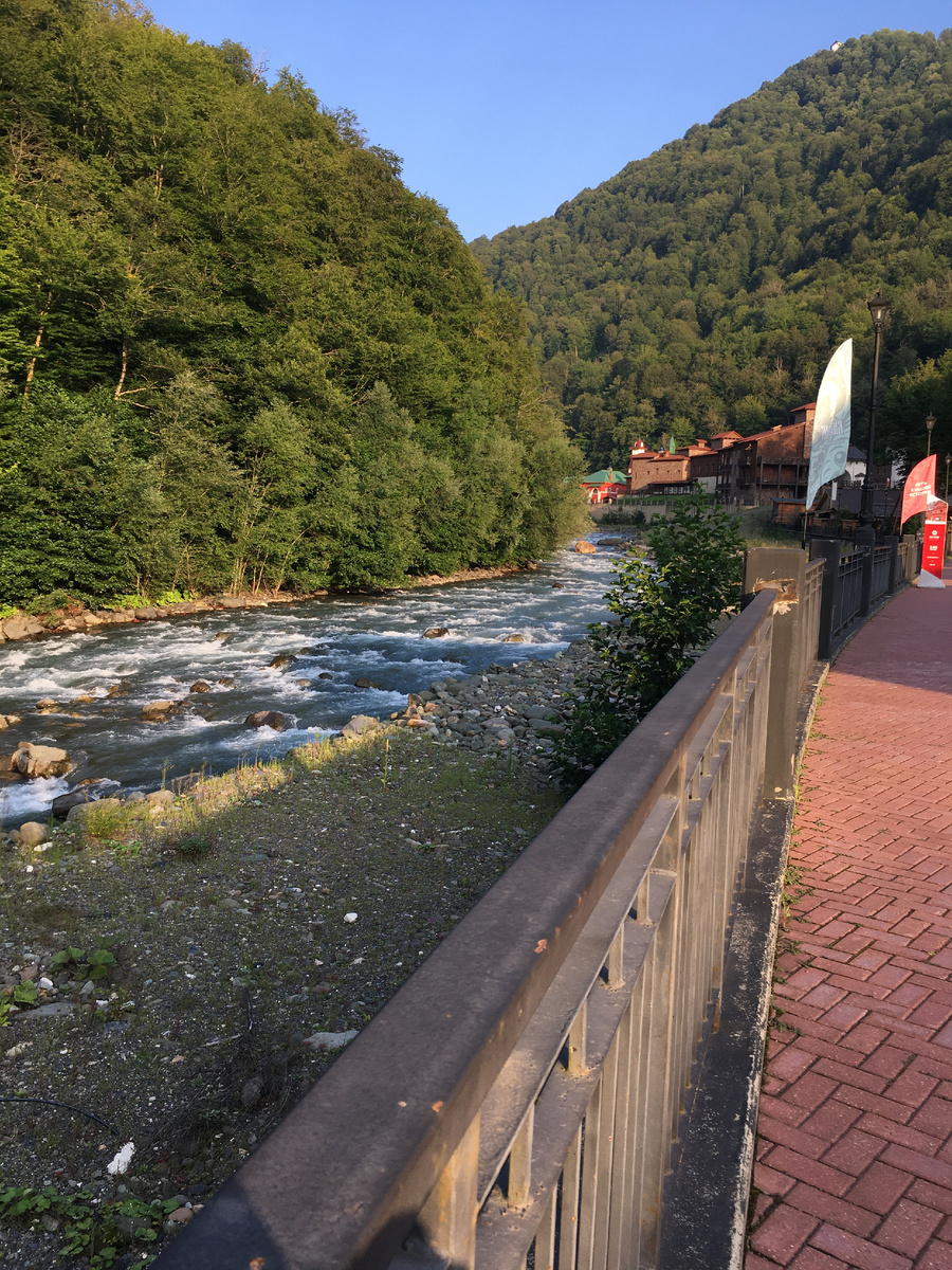 Мзымта у этнопарка "Моя Россия"