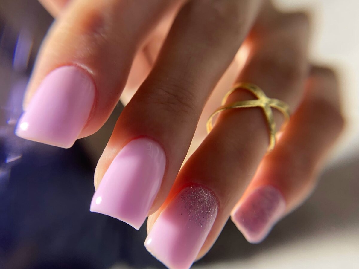 Яркий дизайн ногтей.