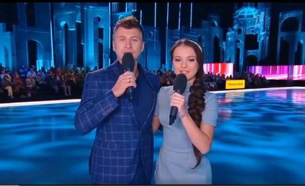 Ведущие шоу "Ледниковый период" Алексей Ягудин и Анна Щербакова