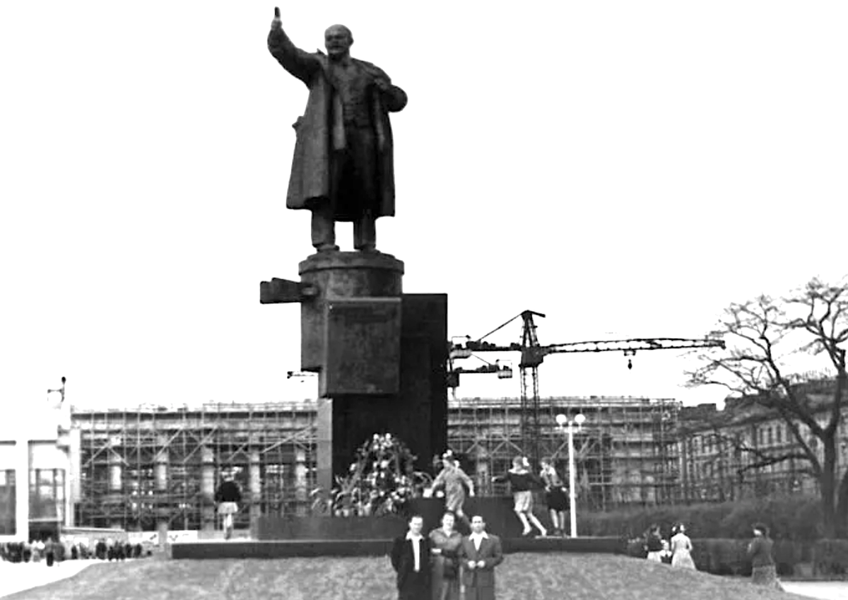 Начало строительства