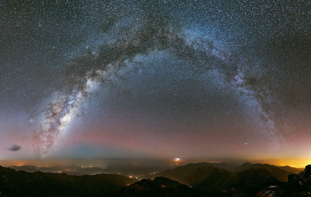 У Солнечной системы тоже имеется понятие года