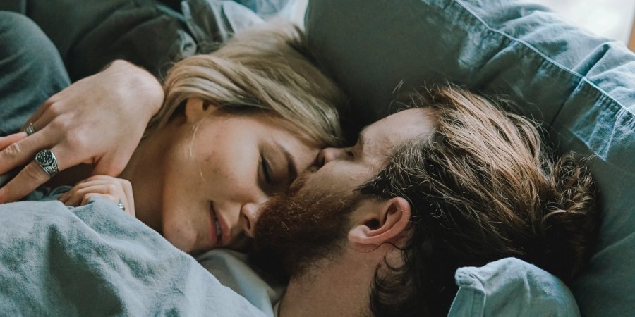 Заниматься сексом естественно для взрослых людей, но они нашли еще 7 причин это делать
Photo by Toa Heftiba on Unsplash