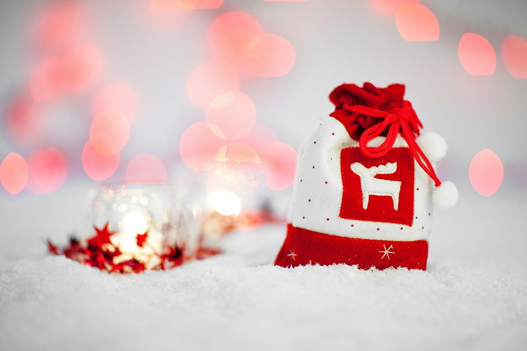 https://pixabay.com/ru/photos/мешок-празднование-рождество-21467/