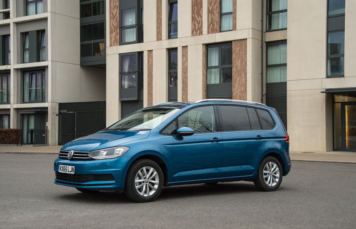 Выпуск №26-2019 Volkswagen Touran - 2015 + бонус 