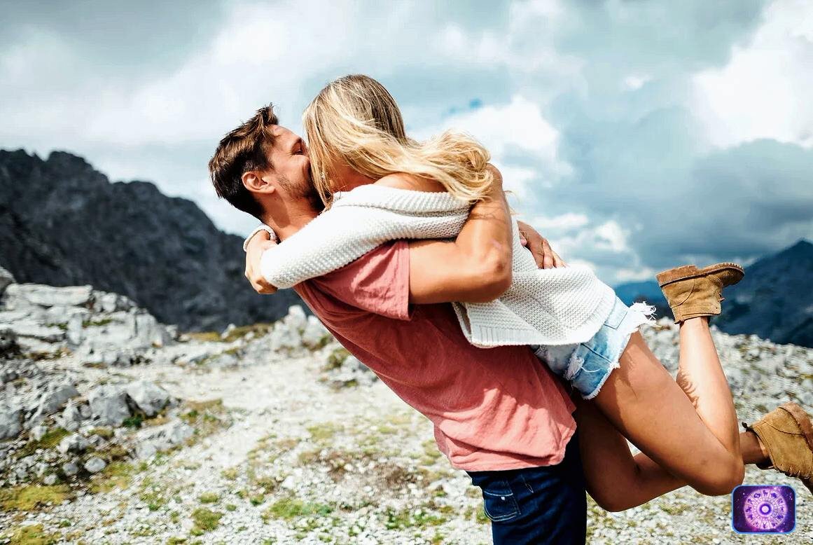 Эзотерика, нумерология, астрология, таро, гадания.