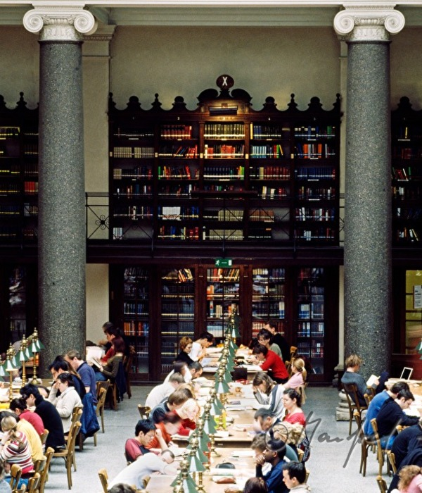 www.erfolg100.com/wp-content/uploads/2015/04/venskiy-universitet-avstriya-obrazovanie-bibiloteka-bez-znaniya-nemetskogo.jpg