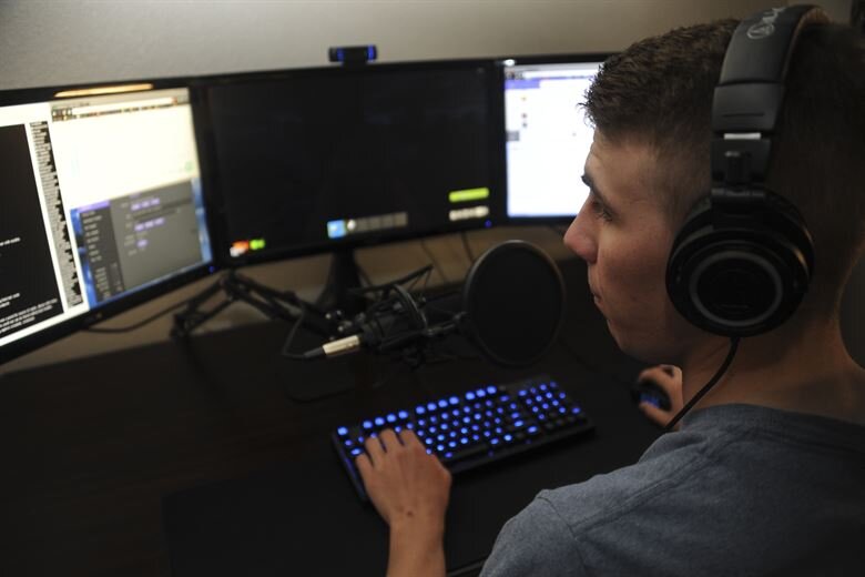 фото с лицензией на использование из Google